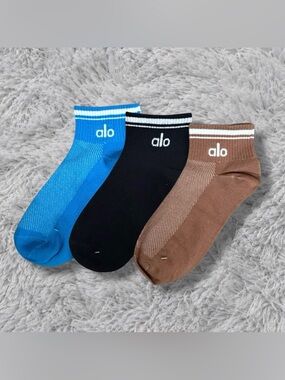 Alo 3 Piece Bundle - Low Cut Ankle Athletic Socks – Women’s Sport Quarter Socks